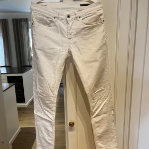 Dondup jeans -  Skick 10/10 Kan byta mot ngt kul.