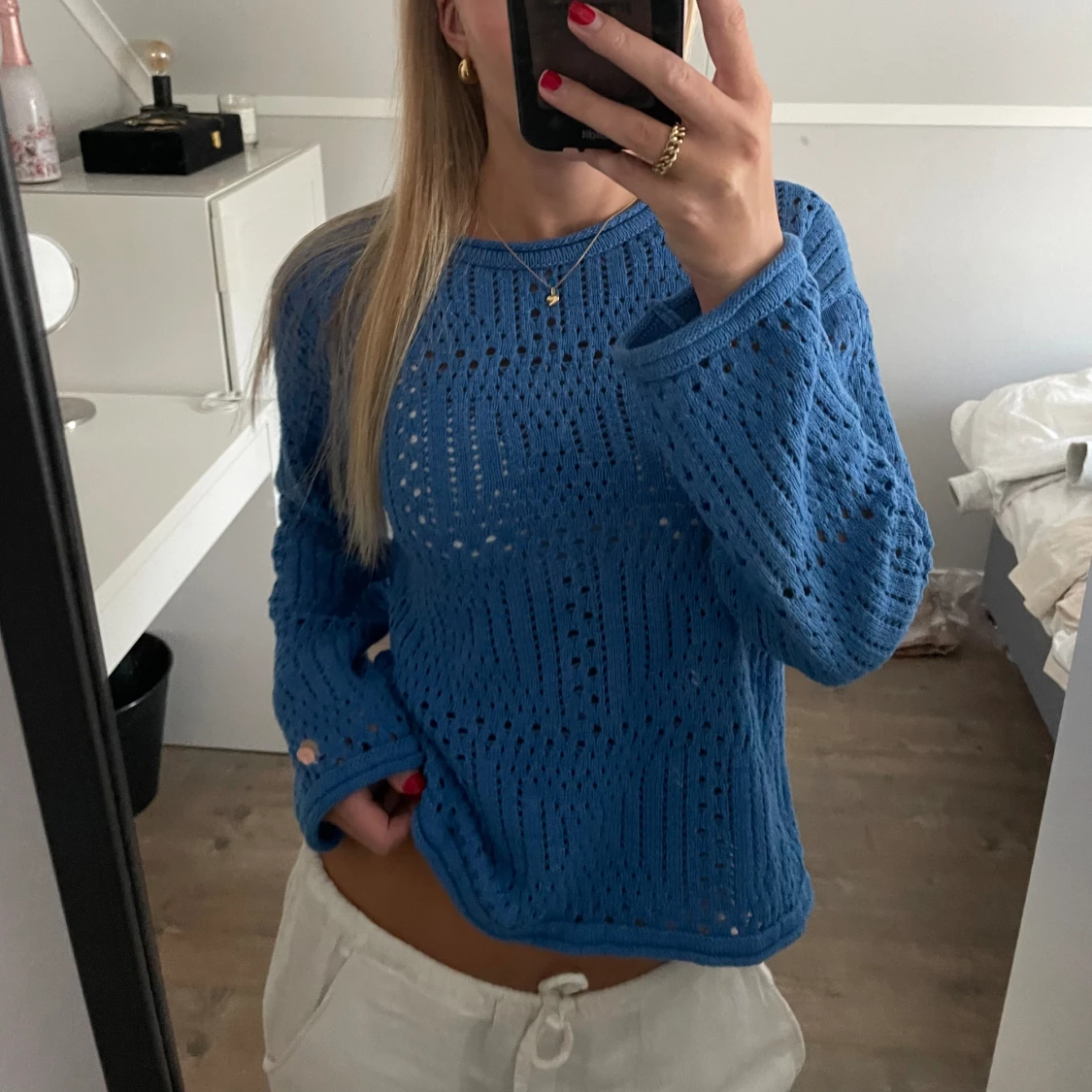 Blå stickad tröja - 90