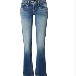 Ltb jeans - Blåa ltb jeans! Använda få ggr då dom inte passar. Fint skick💓 Storlek: W29 L30, S/M