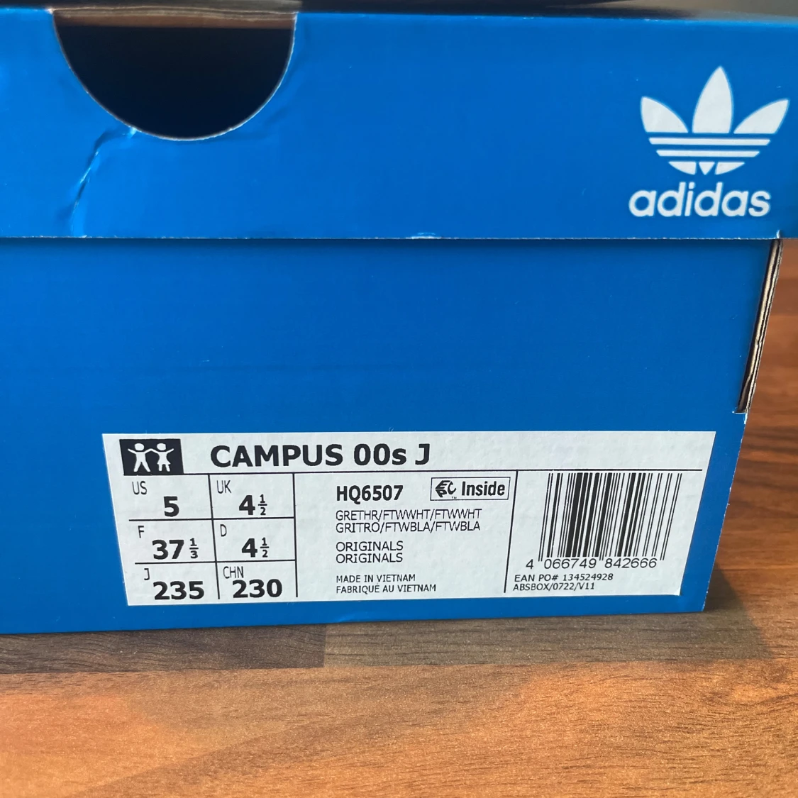 Gråa Adidas Campus 00s J - 91