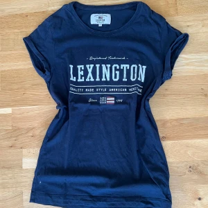 T-shirt Lexington - Fin t-shirt från Lexington💖 Köpt för över 500 kr