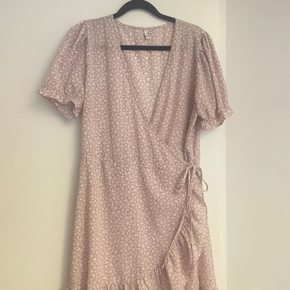 Rosa blommig klännimg - 91