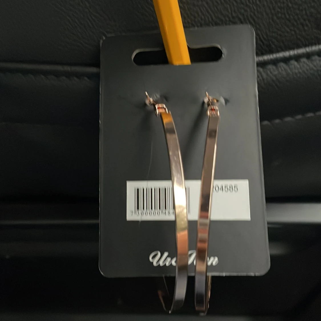 Stora guldiga hoop-örhängen med stenar - 90