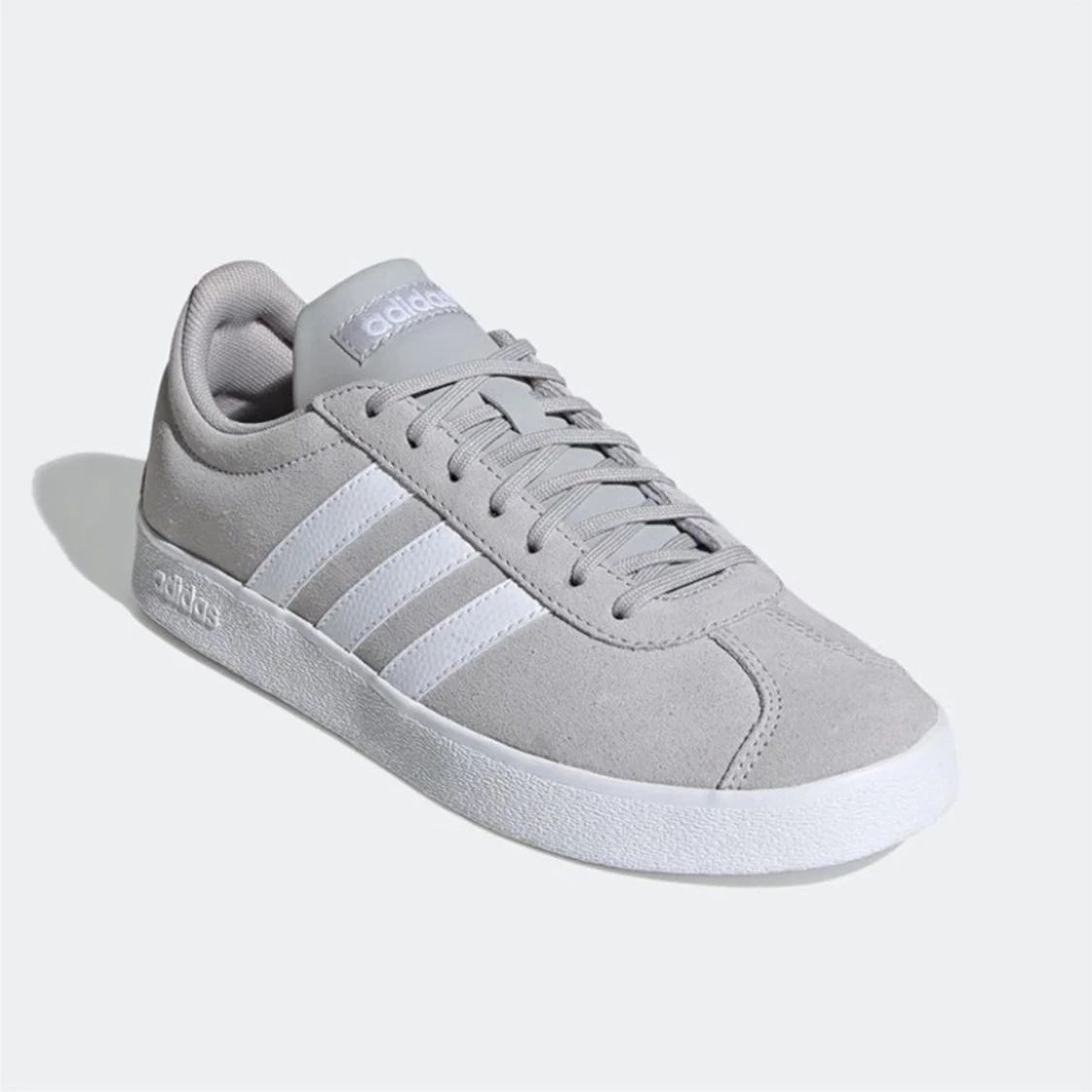 Adidas skor 