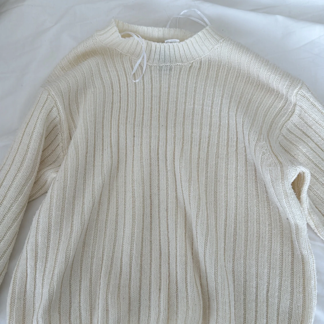 Beige stickad tröja från hm