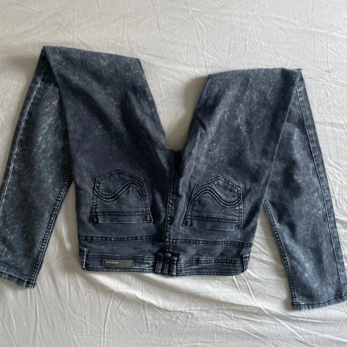 Svarta jeansbyxor från Terranova - 90