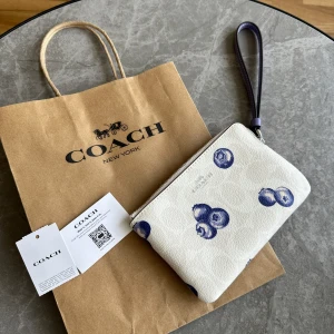 Coach Wallet - Limited Edition  - Never used 