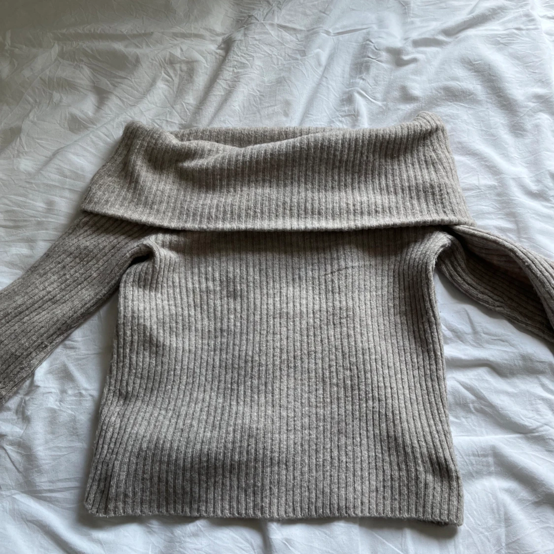 H&M off shoulder tröja - 91