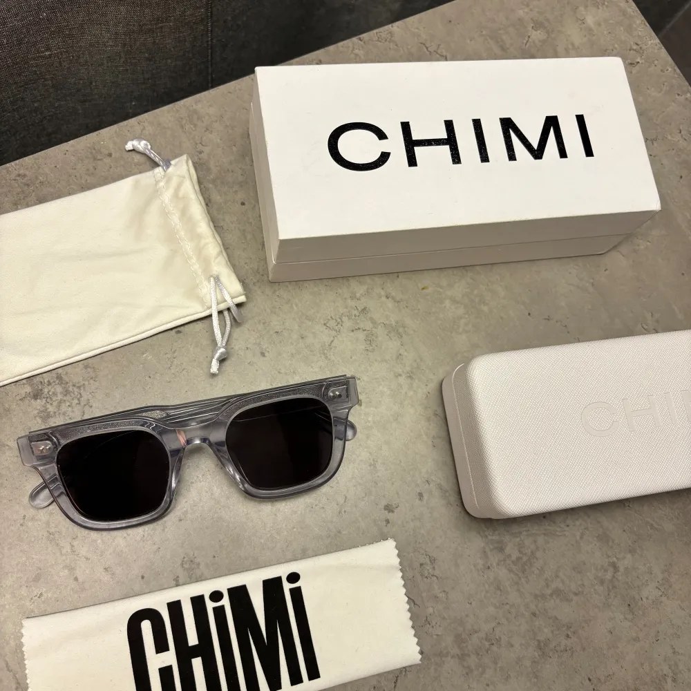 Säljer nu mina chimi som är perfekta inför sommaren! Chimi 04. Köpta här på Plick förra sommaren för 1100kr. Använda ett fåtal gånger av mig faktiskt. Kom gärna med prisförslag! . Accessoarer.