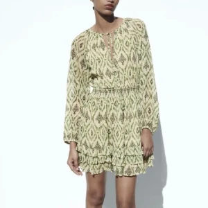 Zara klänning - Helt slutsåld zara klänning. Perfekt t sommaren 