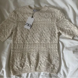 Zara tröja - Jättefin zaratröja i bra skick💕