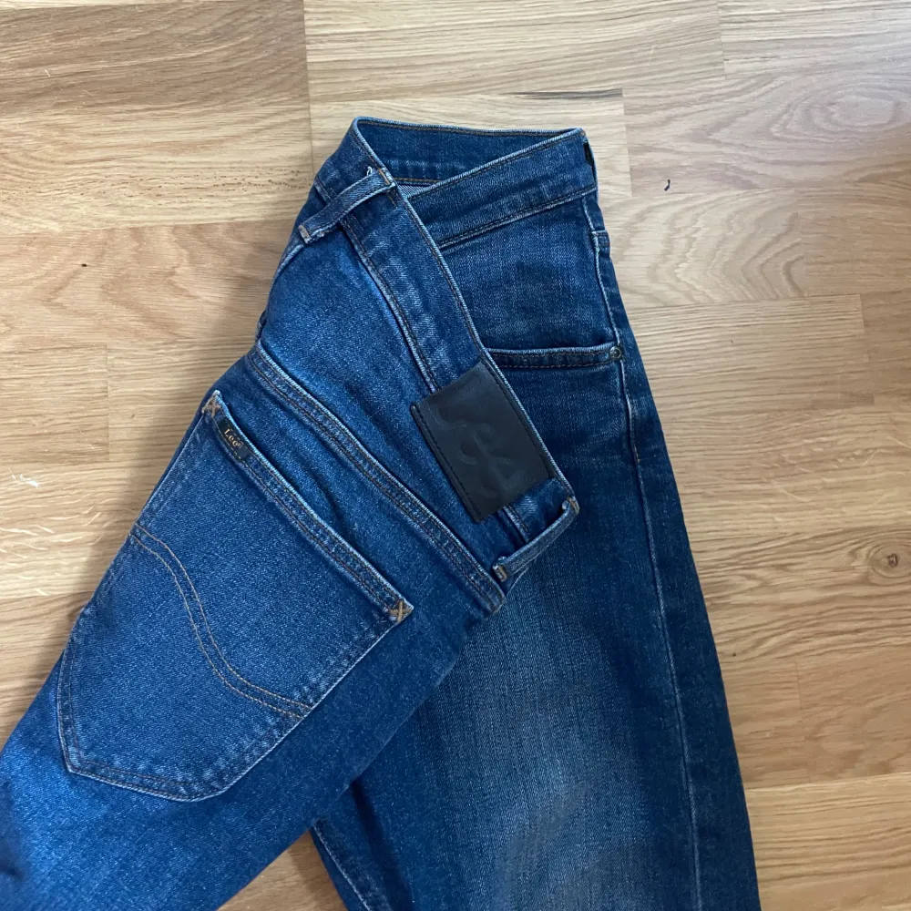 Riktigt snygga jeans från lee. Jeans & Byxor.