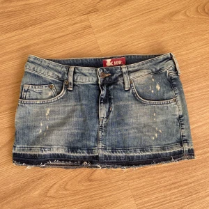 Lågmidjad jeanskjol  - Jeanskjol med låg midja, vintage💙