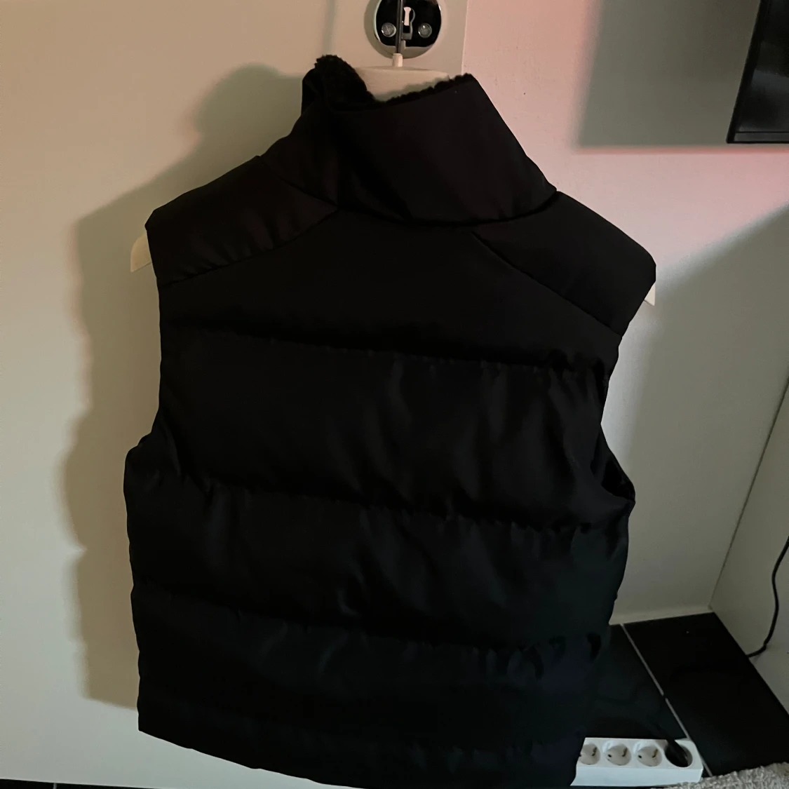 Hoodrich väst  - 90