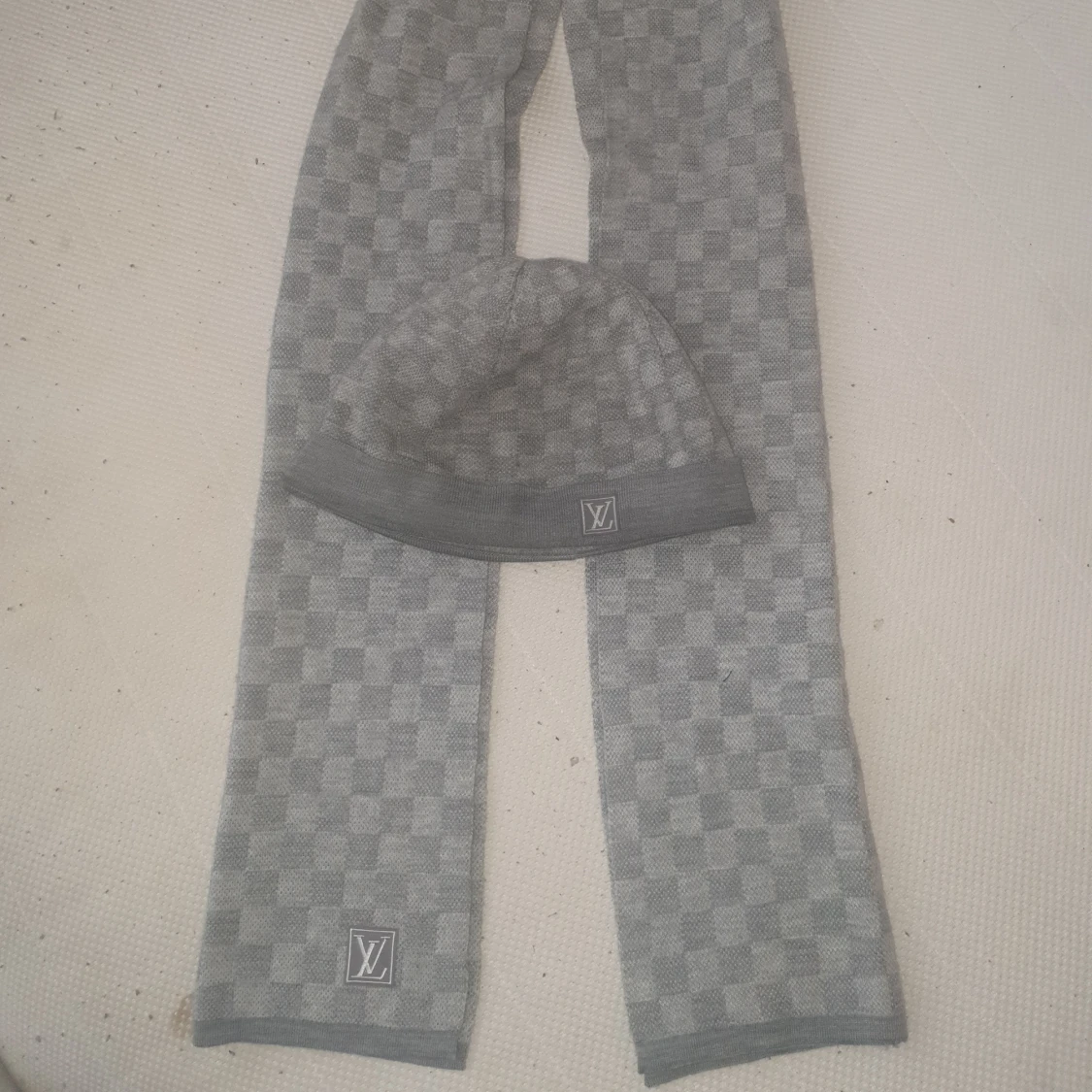 Lv set  real äkta  - 91