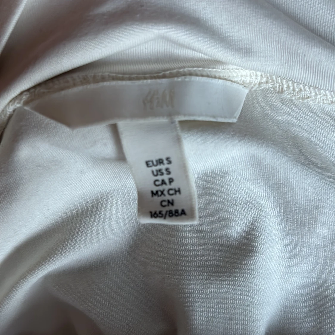 Vit Offshoulder T-shirt  - 91