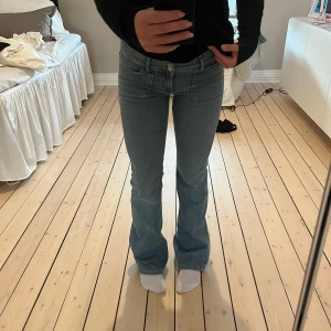 Jeans - Ljusblåa jeans från Nelly som är superfina och använda en gång🌸