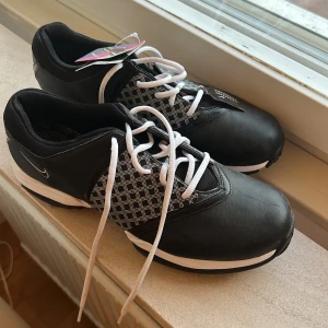 Nike Air Embellish Golf Shoes - Nike Air Embellish Golf Shoes Saddle Oxfords 418379-010