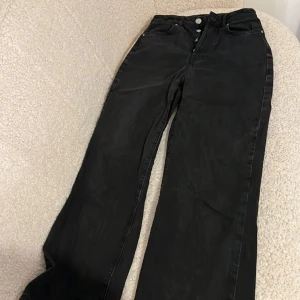 Regular Wide Jeans - Använda men i bra skick💓