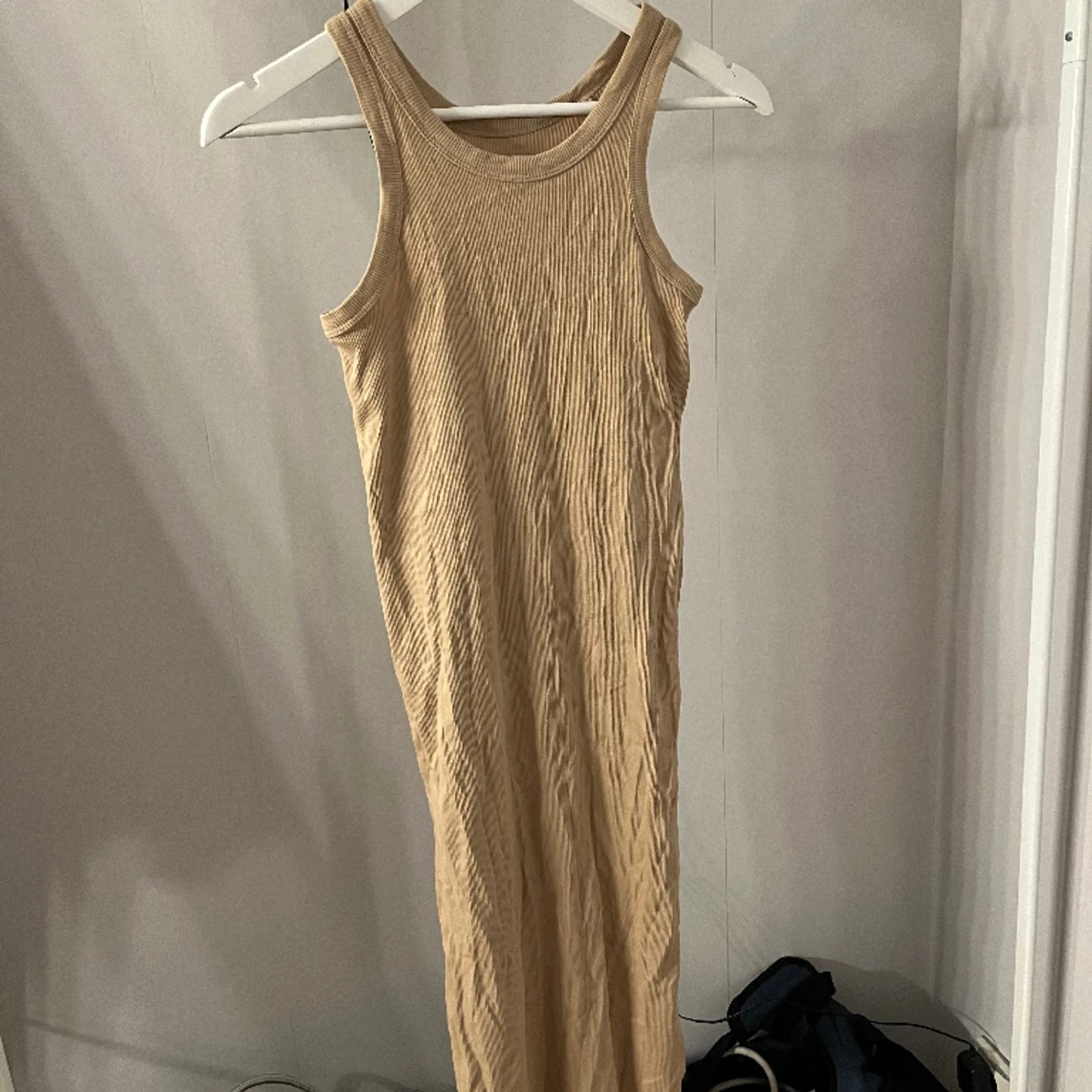 Beige klänning 