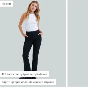 Bikbok randiga kostymbyxoe - Säljer eftersom de är för stora på mig🤍