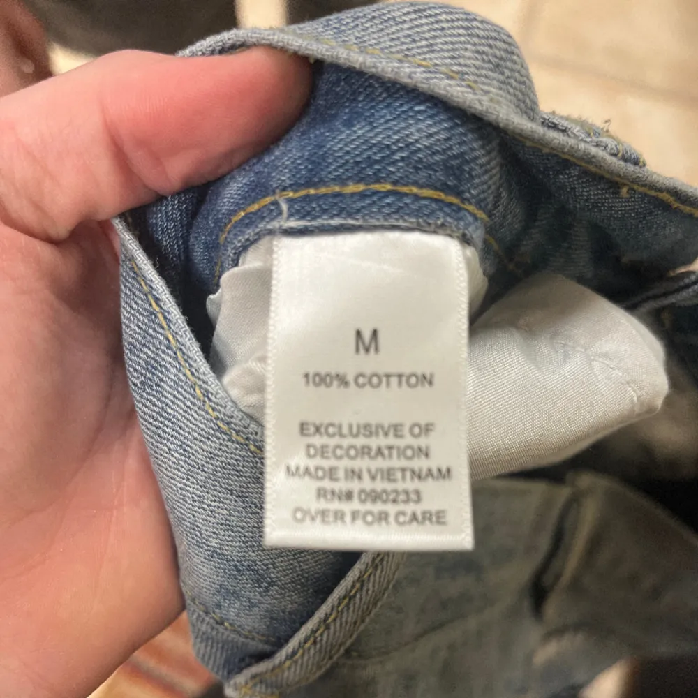 Gallery Dept jeans använd 4 gånger Max så jätte bra skick. Jeans & Byxor.