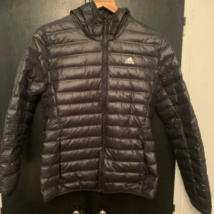 Adidas jacka  - Inga defekter