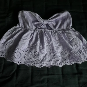 Topp - En fin lila topp. Parfect till sommaren! 💗