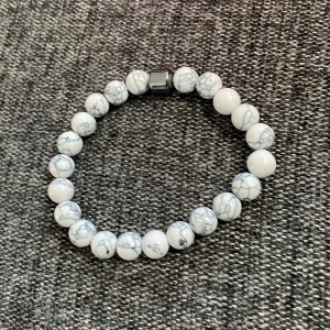 pärlarmband - nyskick  oanvänd