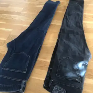 2 par lee jeans i bra skick Kan ge båda för 600 elr ett par för 400st