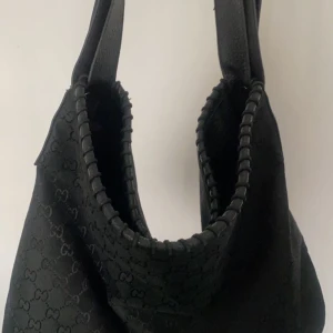 Y2k bag  - jätte söt väska, skriv om ni har frågor eller prisförslag!