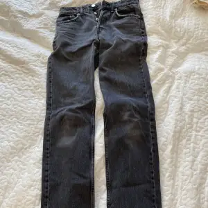 midwaist/högmidjade jeans som inte passar längre 🤍