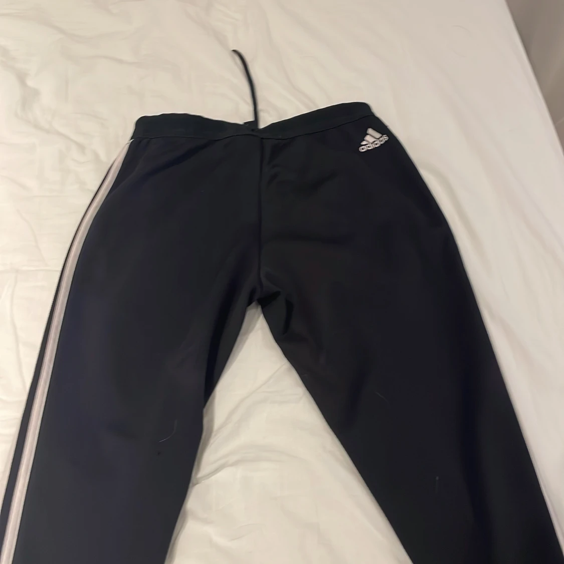 Adidas mjukisbyxor  - 90