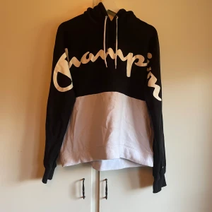 Huvtröja champion  - Fint skick 