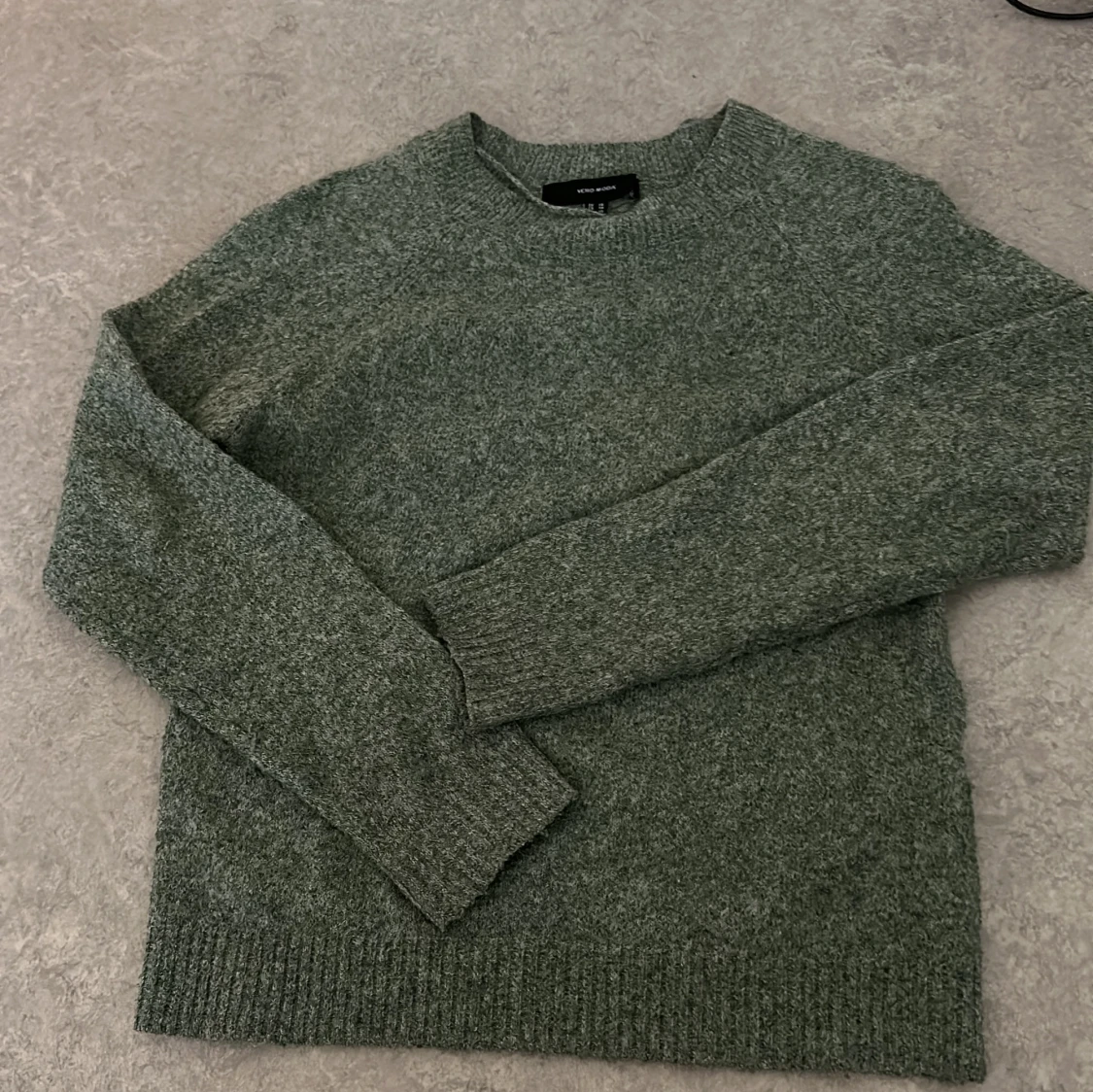 Stickad tröja 