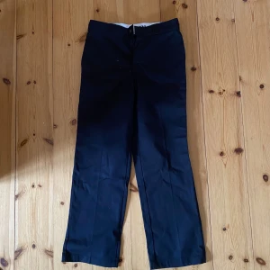 Dickies 874 - Helt nya dickies 874 straight fit i storlek 30/30