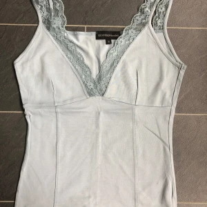 Linne Ny  - Oanvänd linne från Danska Ilse Jacobsen 