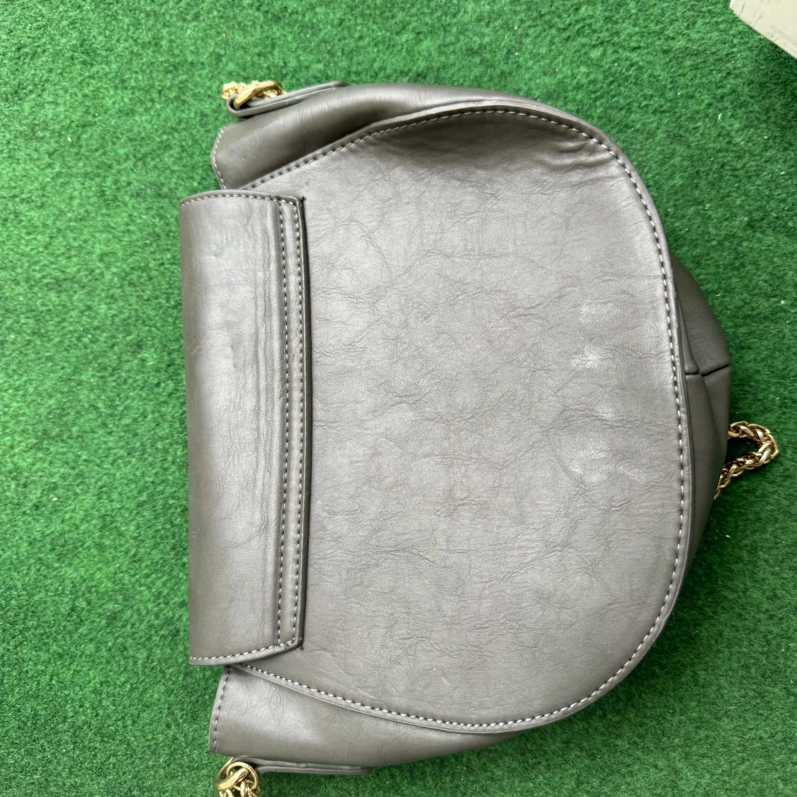 Olivfärg väska - 91