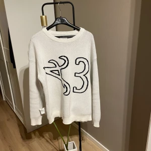 Ppsc x gbs worldwide stickad tröja - Säljer min ppsc x gbs tröja då den inte kommer till användning. 9/10 skick. Skriv dm vid frågor. Nypris: 2300kr