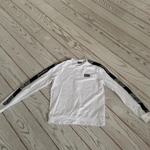 Tröja emporia armani - Armani tröja i fint skick storlek M 