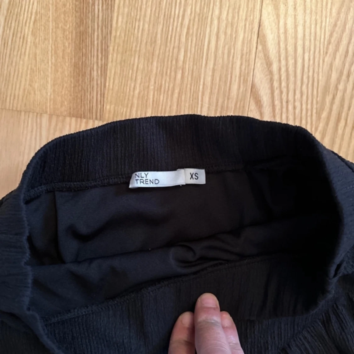 Kjol från nelly - 90