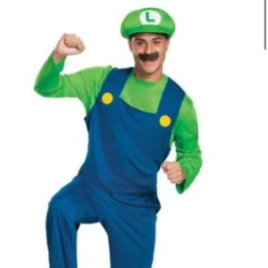 Söker luigi dräkt  - Söker en luigi dräkt till NÄSTA veckas spex!!! Skulle uppskattas så mycket om någon har en och vill sälja för bra pris alt. låna ut och sedan få skickad tillbaks. 