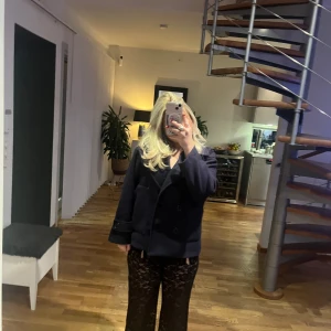 Design by SÍ kappa  - Intresse koll på min design by sí kappa! Den är i jättefint skick, inget slitage! Vill sälja den då den ej används längre 