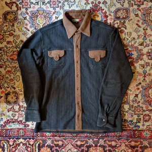 Vintage Diesel Workshirt - Vintage Diesel workshirt/overshirt från 90-talet. Väldigt bra skick 100% bomull.