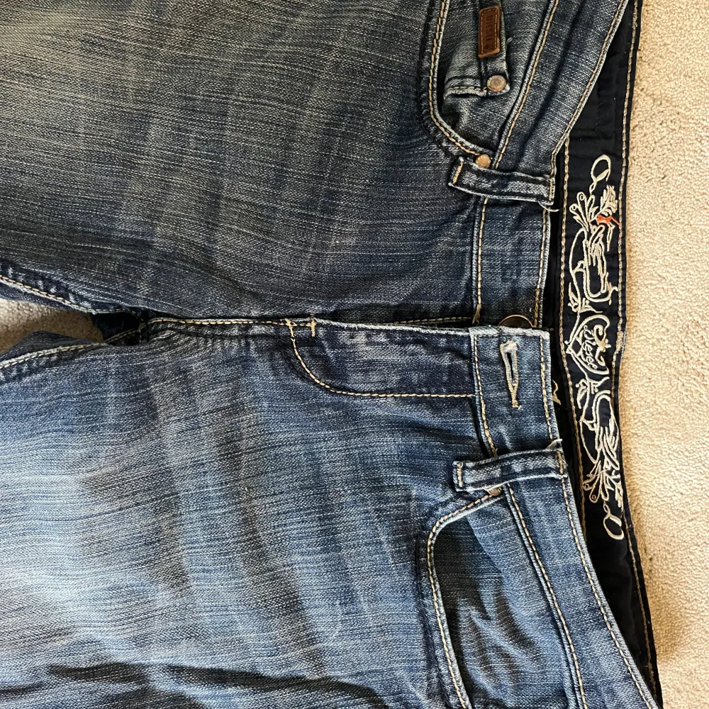 Super snygga low waist jeans !!. Jeans & Byxor.