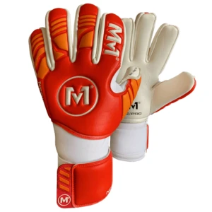 Målvaktshandskar - Ett par målvaktshandskar men fodral. Använda en gång och är jättesköna och bra grepp. Nypris är 799kr. Pris kan diskuteras.