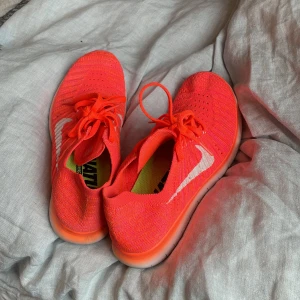 Träningsskor  - I jättefint skick. Nike 
