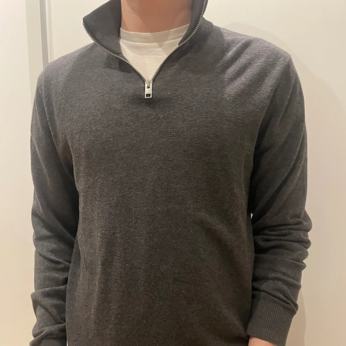 Grå half zip tröja  - 91