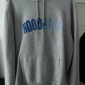 Hoodrich Hoodie - Används inte, där av varför den säljs!