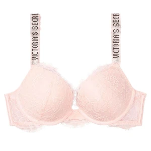 VS bh🎀 - Helt oanvänd och är i nyskick, denna modell sälj inte längre💞Orginalpris är 1000kr och säljs för högt pris pågrund av att den är helt oanvänd och för att denna modell inte görs längre 